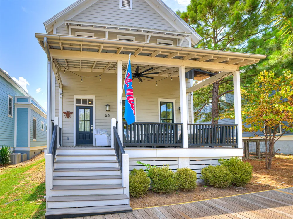 66 Boardwalk Avenue Carlton Landing, OK 74432