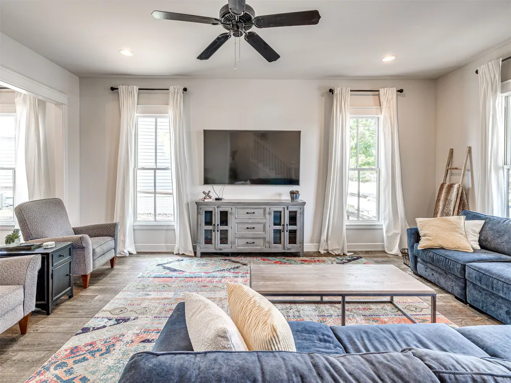 66 Boardwalk Avenue Carlton Landing, OK 74432