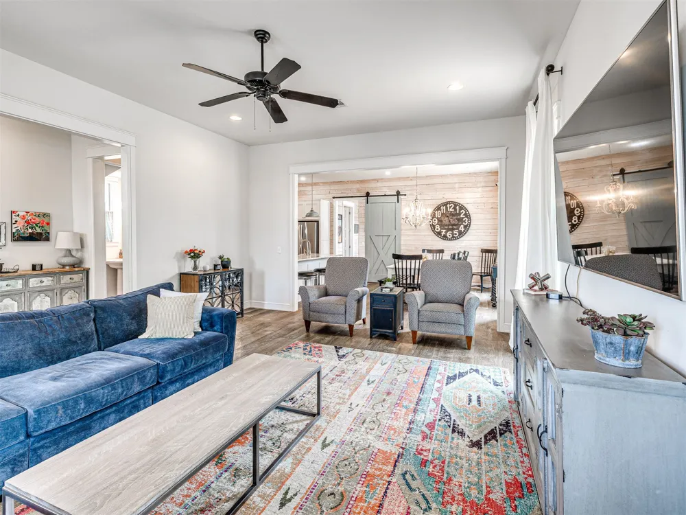 66 Boardwalk Avenue Carlton Landing, OK 74432