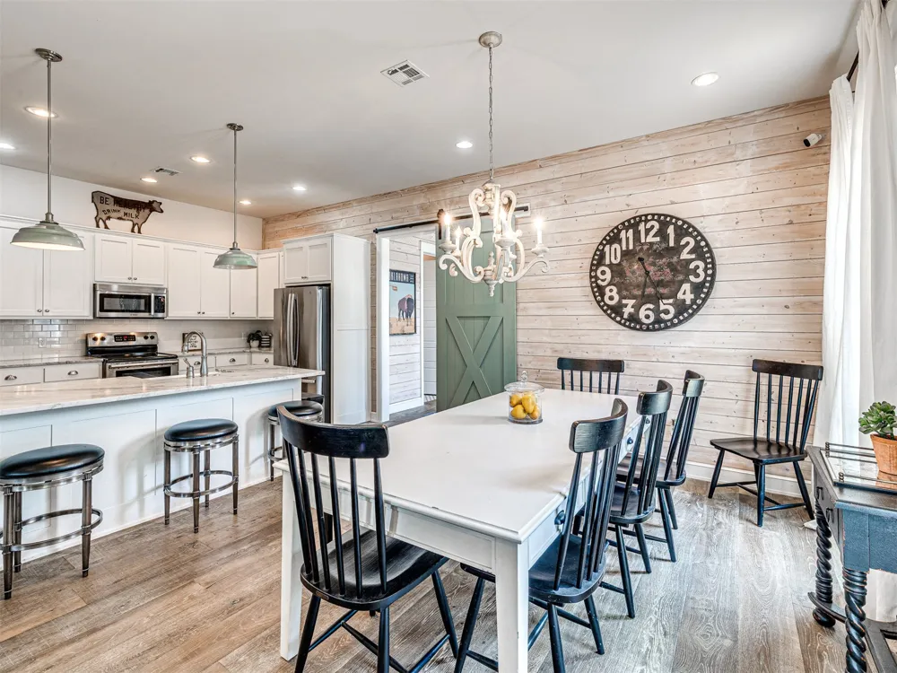 66 Boardwalk Avenue Carlton Landing, OK 74432