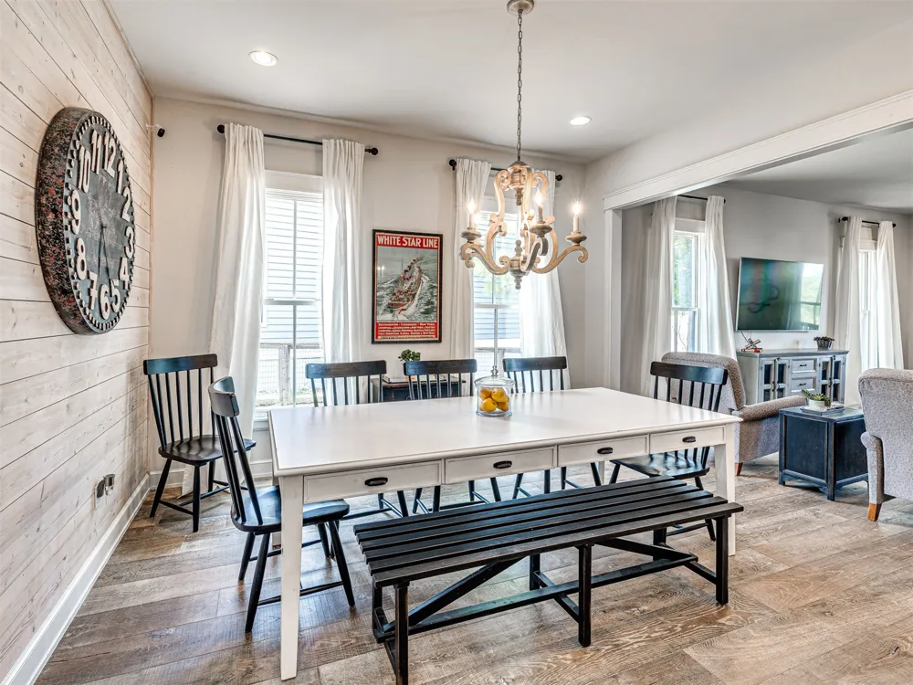 66 Boardwalk Avenue Carlton Landing, OK 74432