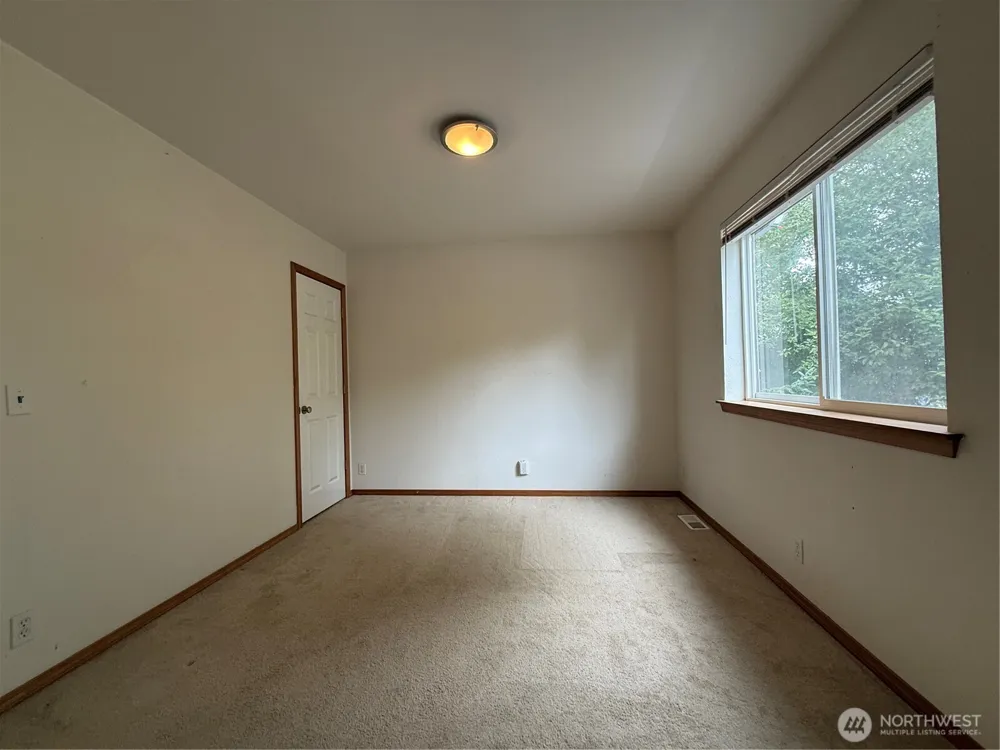 341 Duck Lake Drive NE Ocean Shores, WA 98569