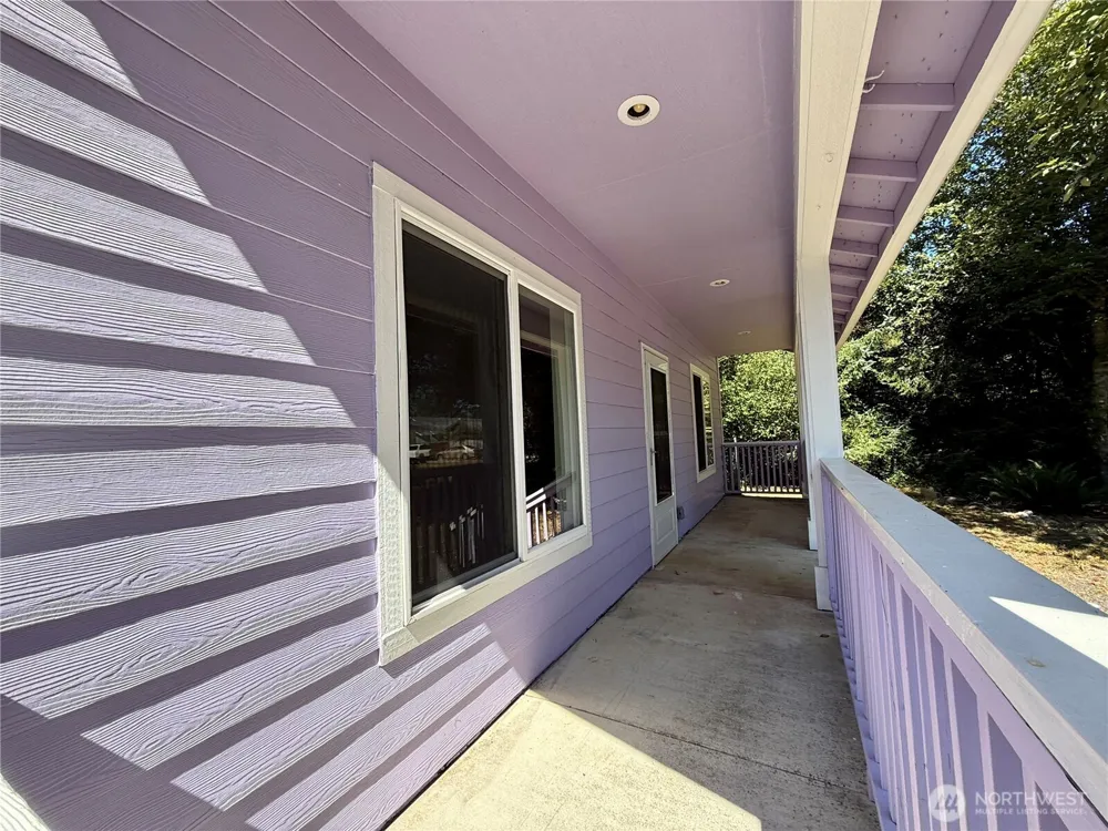 341 Duck Lake Drive NE Ocean Shores, WA 98569