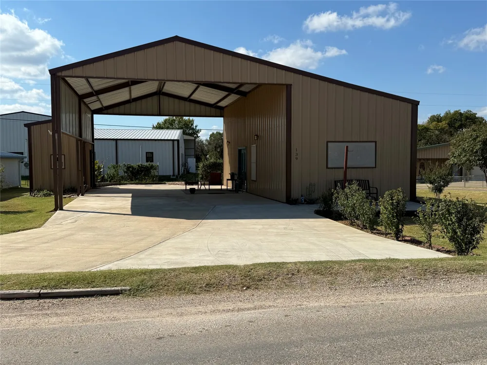 139 Yellowstone Drive Whitney, TX 76692