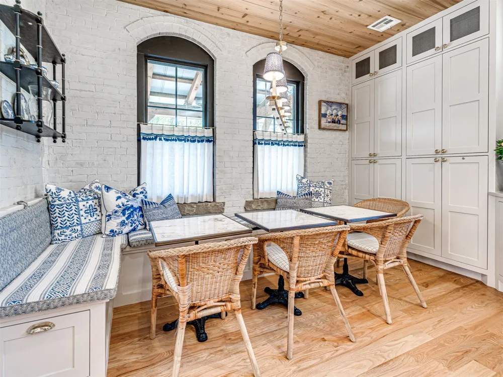 67 Ridgeline Road ##A Carlton Landing, OK 74432