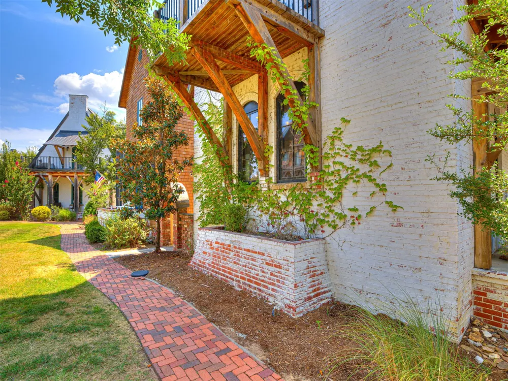 67 Ridgeline Road ##A Carlton Landing, OK 74432