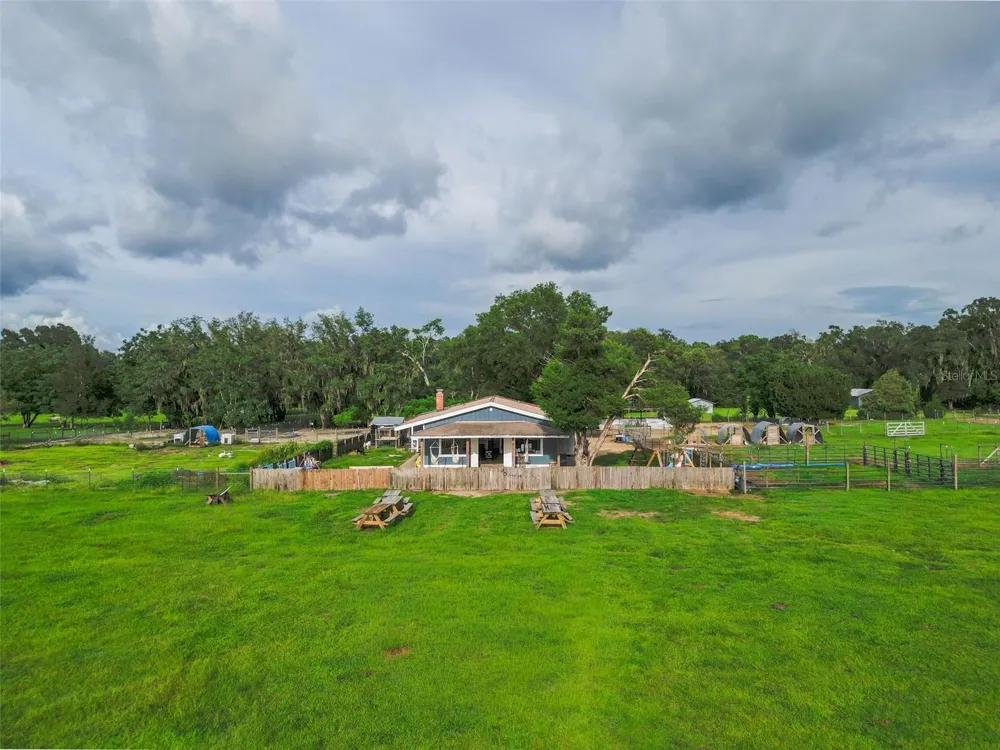 16736 POWERLINE ROAD Dade City, FL 33523