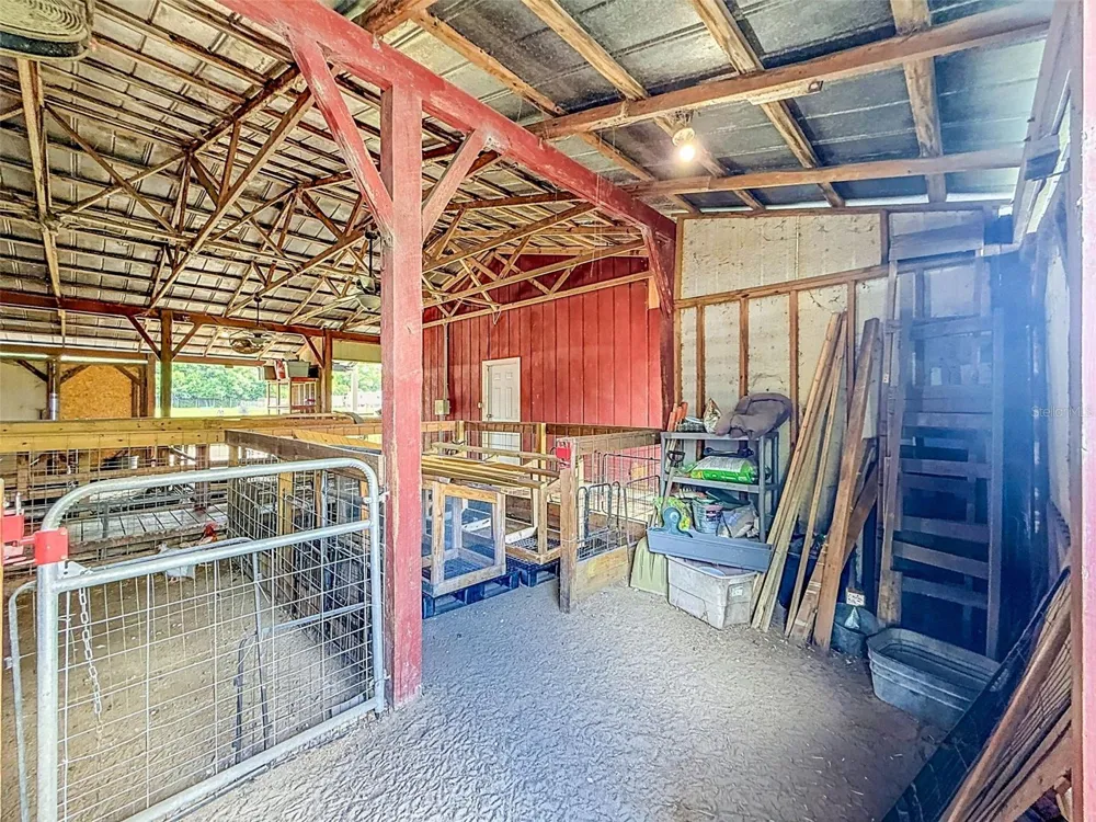 16736 POWERLINE ROAD Dade City, FL 33523