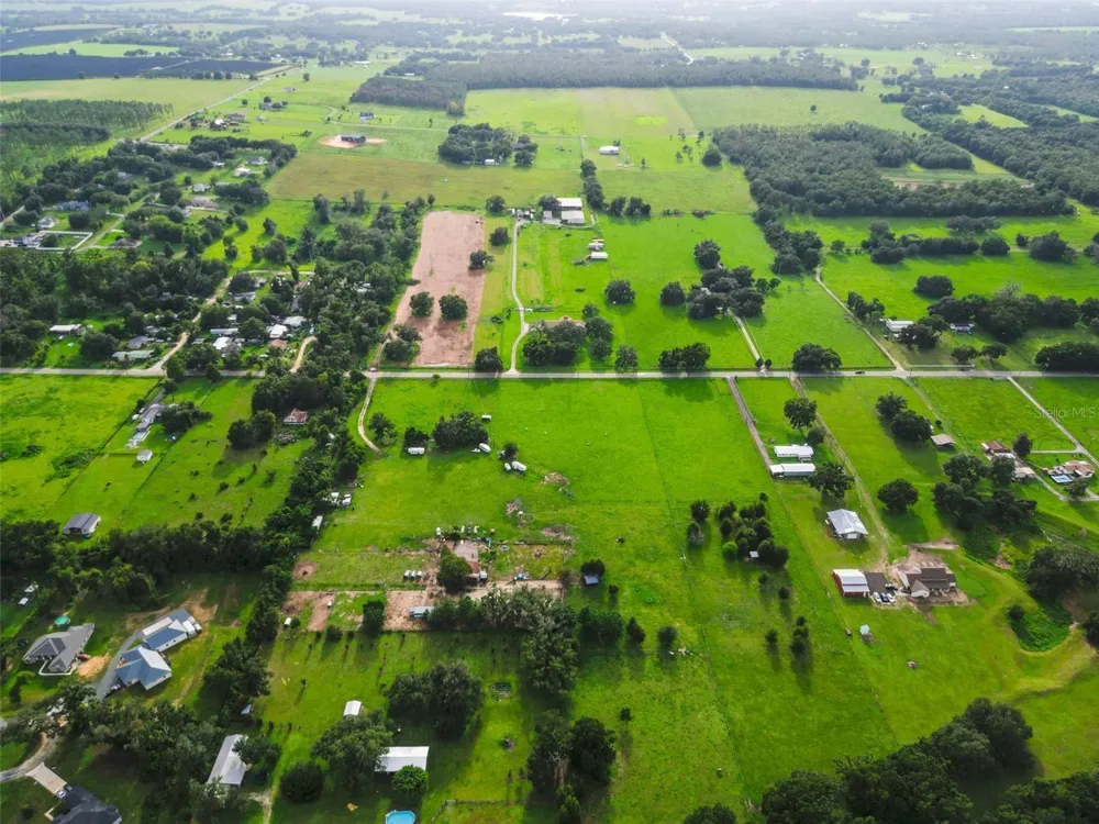16736 POWERLINE ROAD Dade City, FL 33523
