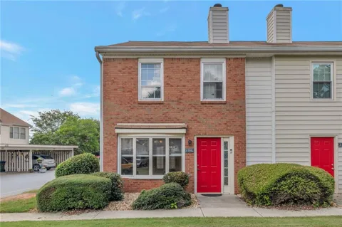 136 Old Ferry Way