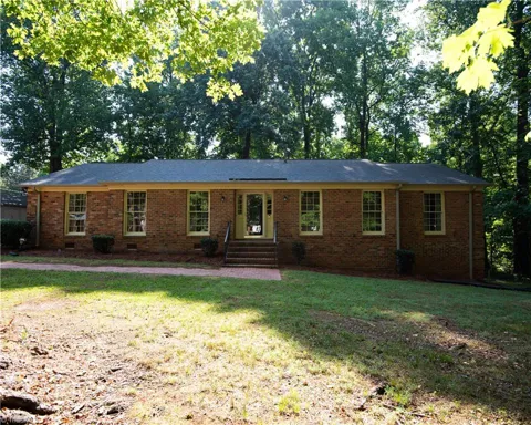1218 Foxfire Drive