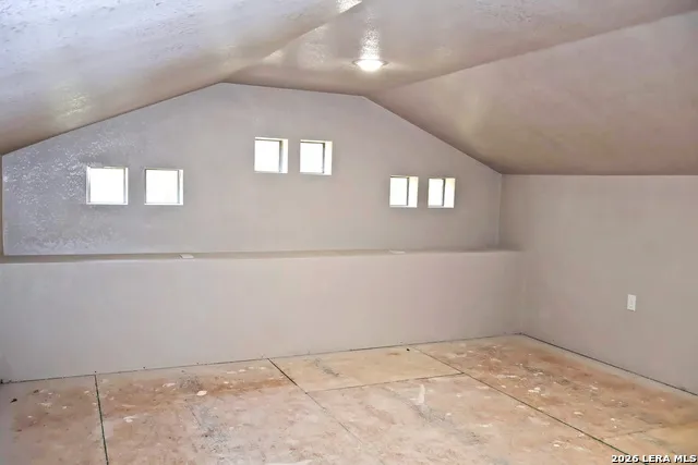 345 32ND ST E Lakehills, TX 78063
