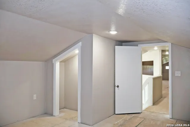 345 32ND ST E Lakehills, TX 78063