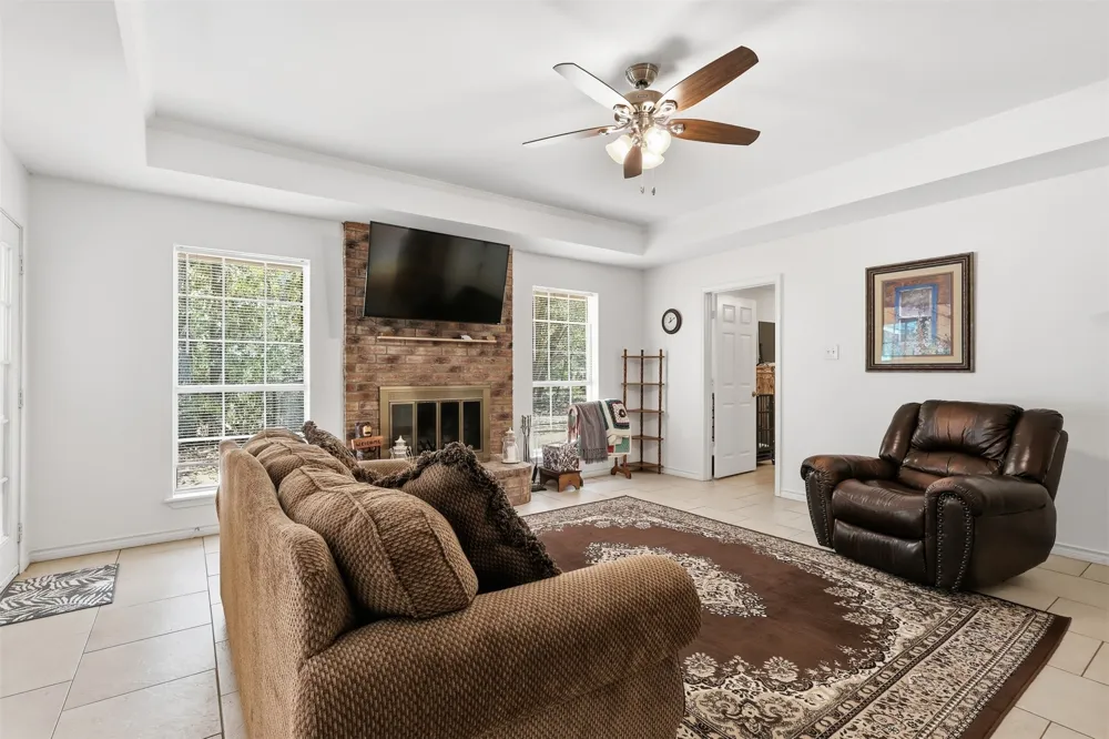 1343 Valleywood Trail Holly Lake Ranch, TX 75765