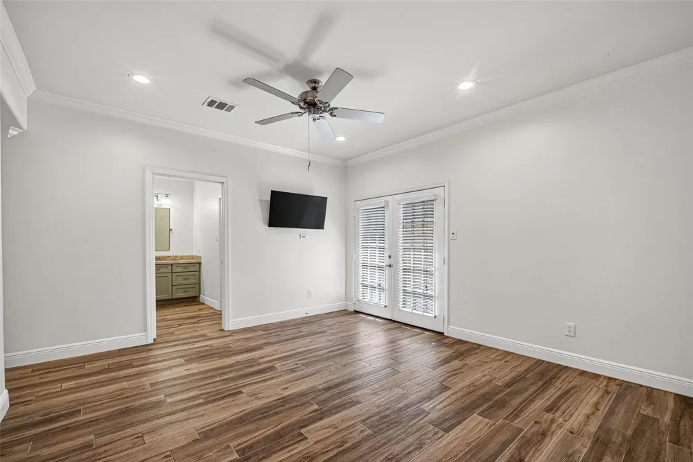 11711 Memorial Drive #649 Houston, TX 77024