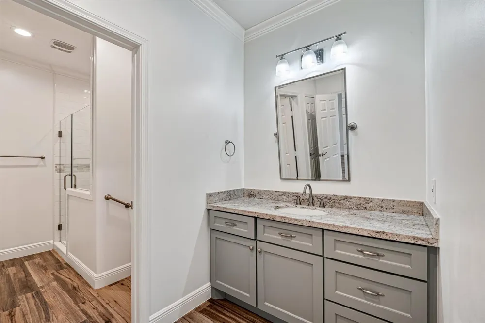 11711 Memorial Drive #649 Houston, TX 77024