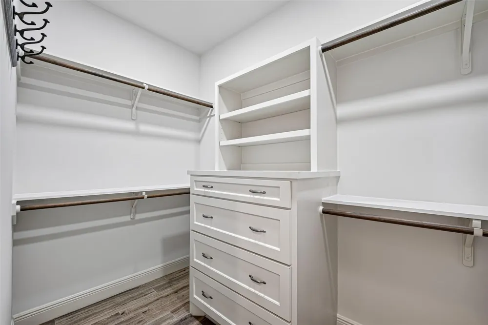 11711 Memorial Drive #649 Houston, TX 77024