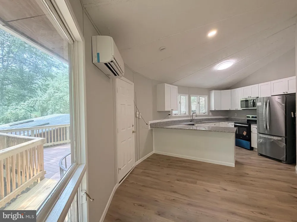 8133 COUNSELOR ROAD Manassas, VA 20112