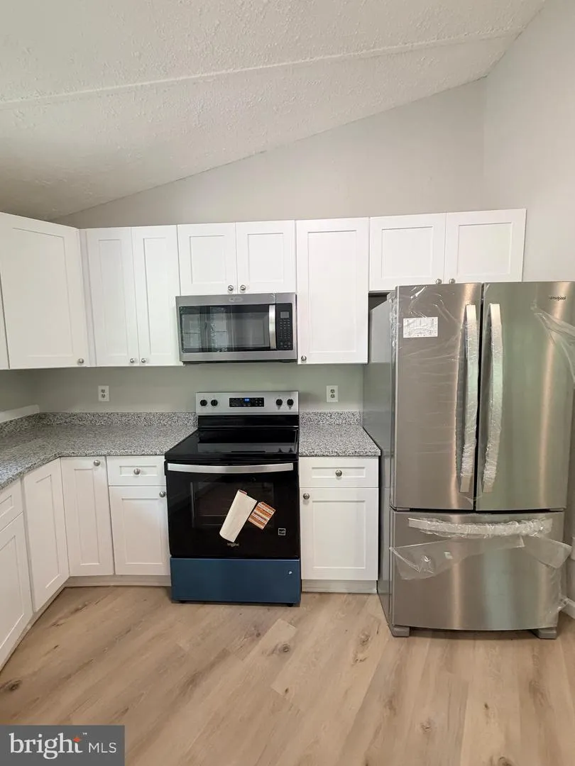 8133 COUNSELOR ROAD Manassas, VA 20112