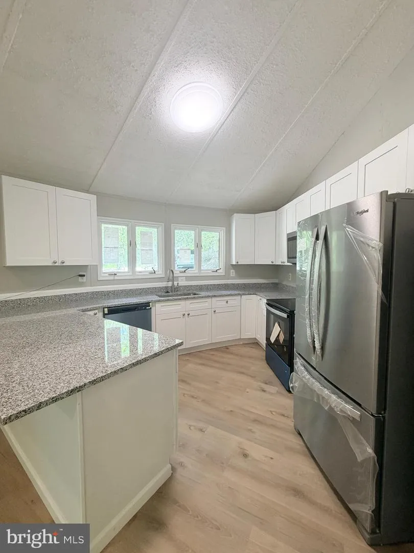 8133 COUNSELOR ROAD Manassas, VA 20112