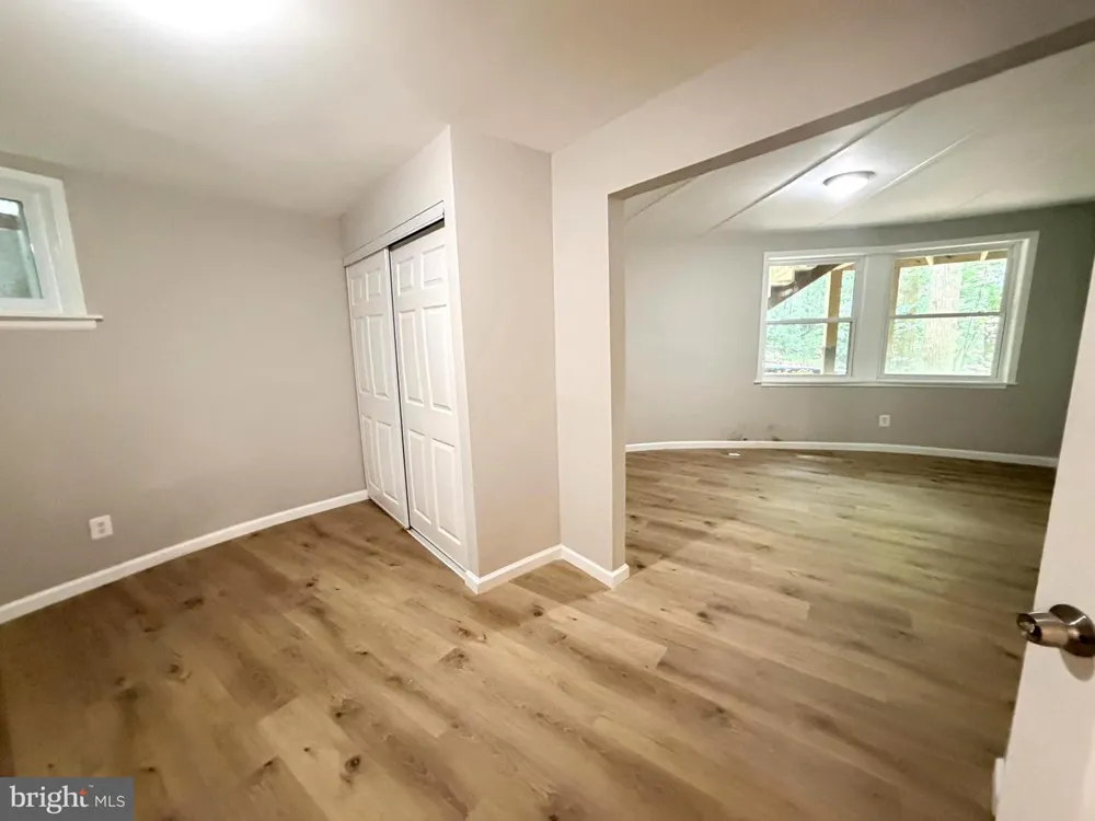 8133 COUNSELOR ROAD Manassas, VA 20112