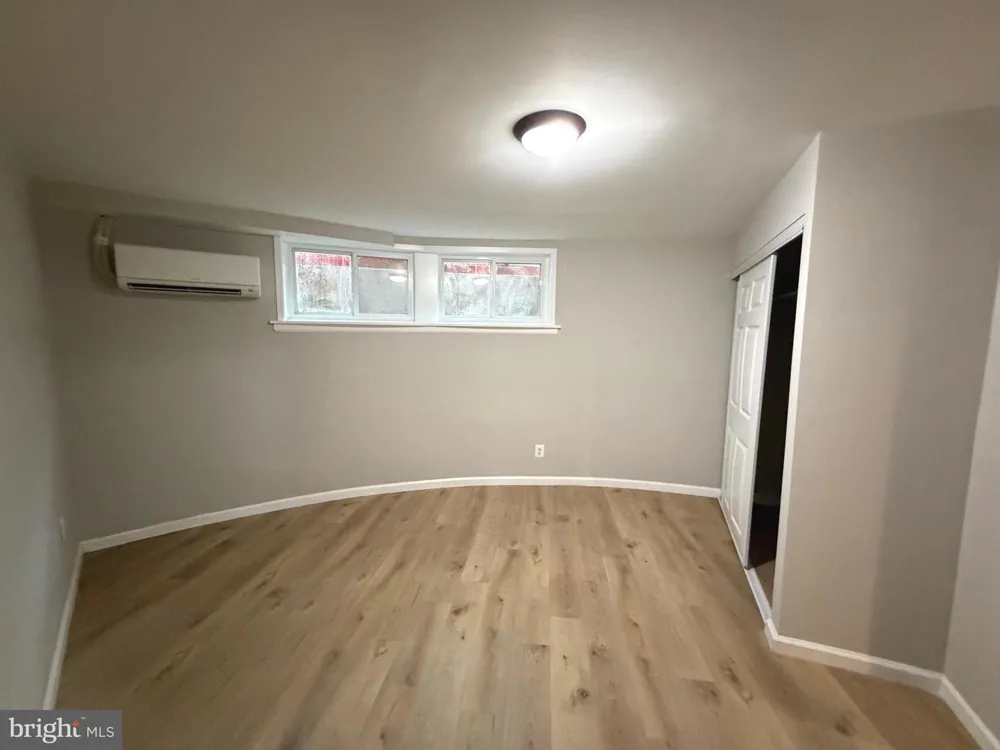 8133 COUNSELOR ROAD Manassas, VA 20112