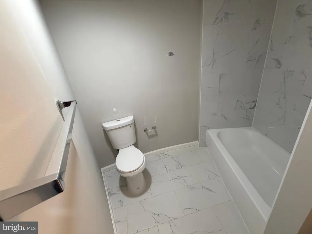 8133 COUNSELOR ROAD Manassas, VA 20112