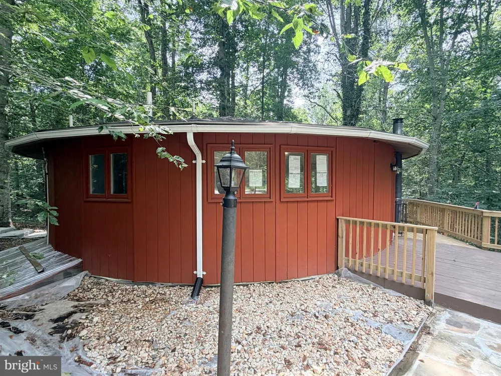 8133 COUNSELOR ROAD Manassas, VA 20112