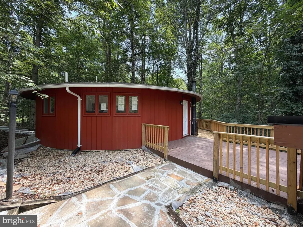 8133 COUNSELOR ROAD Manassas, VA 20112