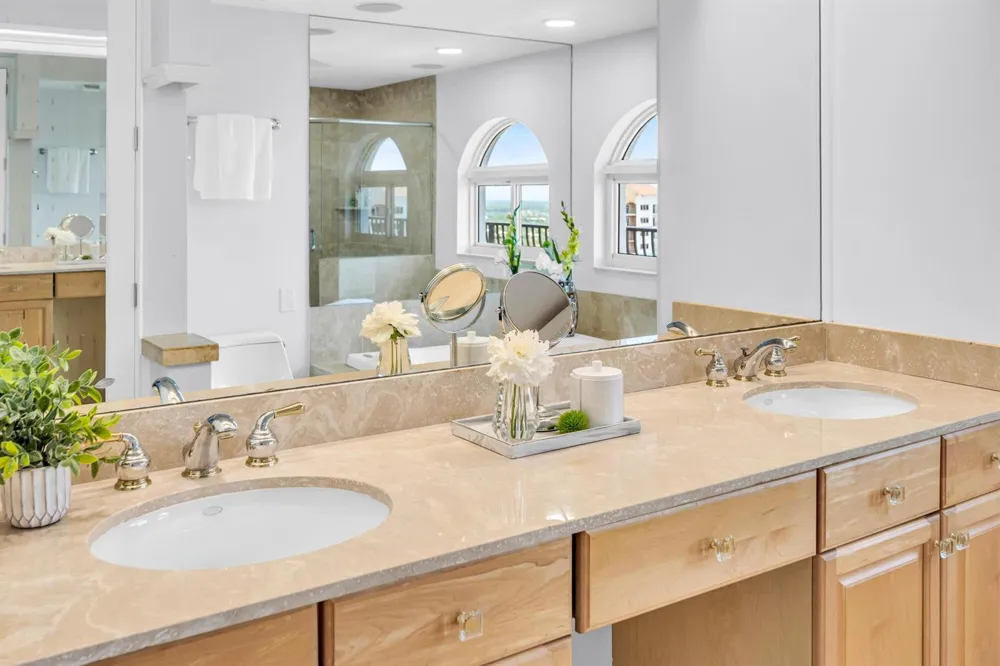 100 S BIRCH ROAD #2705D Fort Lauderdale, FL 33316