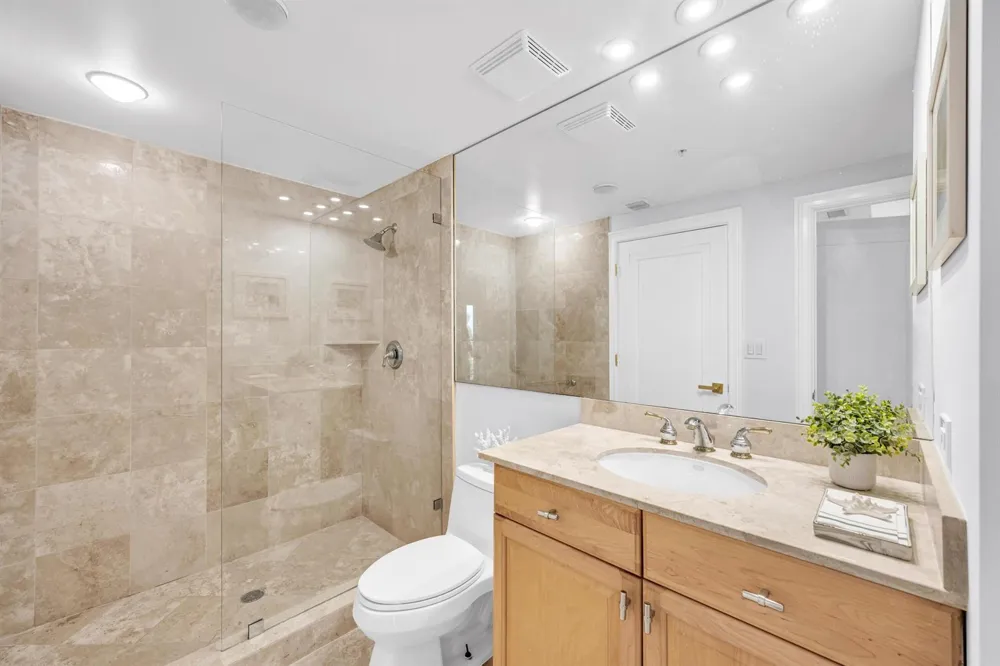 100 S BIRCH ROAD #2705D Fort Lauderdale, FL 33316
