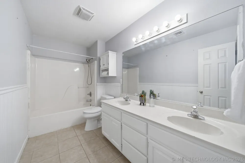 3108 W Hartford Street Broken Arrow, OK 74012