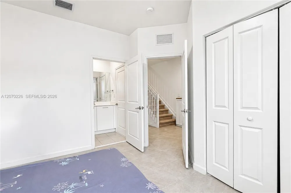 12218 NW 24th Pl Miami, FL 33167