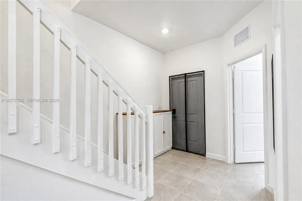 12218 NW 24th Pl Miami, FL 33167