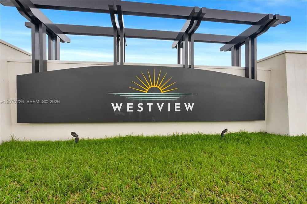 12218 NW 24th Pl Miami, FL 33167