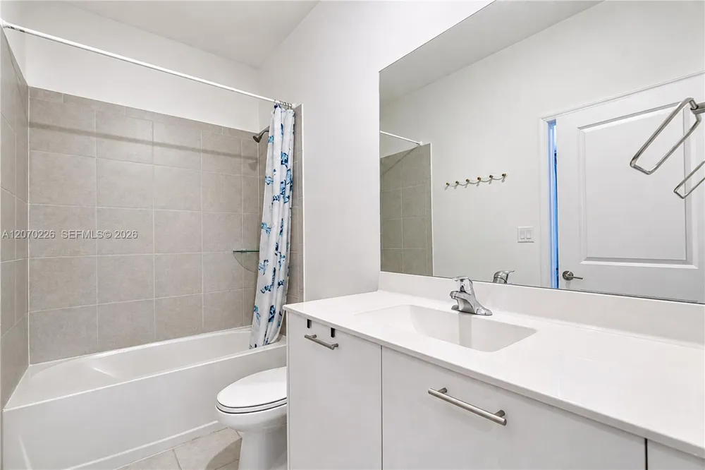 12218 NW 24th Pl Miami, FL 33167
