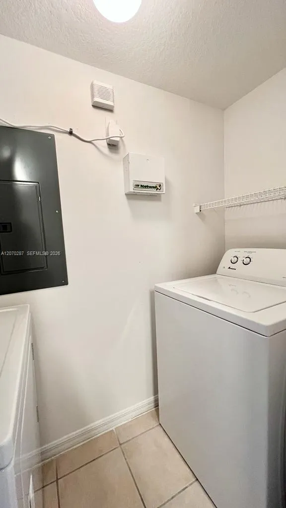 4115 San Marino Blvd #204 West Palm Beach, FL 33409