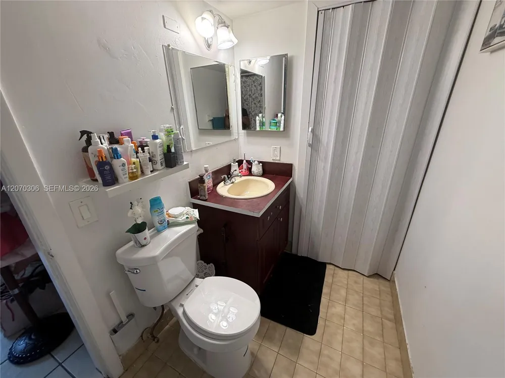 11800 SW 18th St #407-4 Miami, FL 33175