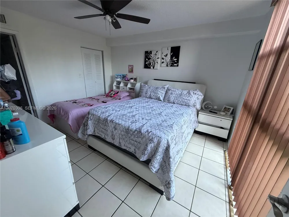 11800 SW 18th St #407-4 Miami, FL 33175