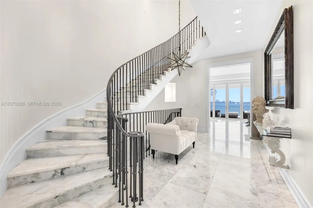1460 S Treasure Dr North Bay Village, FL 33141