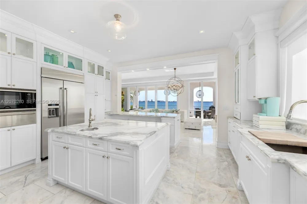 1460 S Treasure Dr North Bay Village, FL 33141