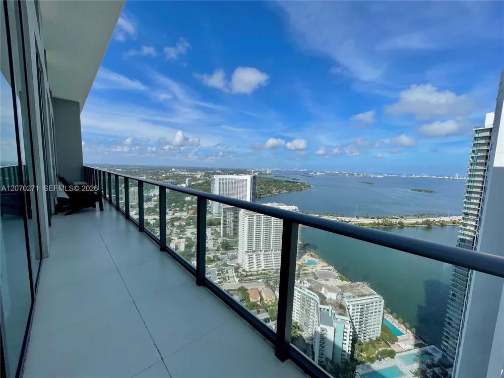 501 NE 31st St #PH4403 Miami, FL 33137