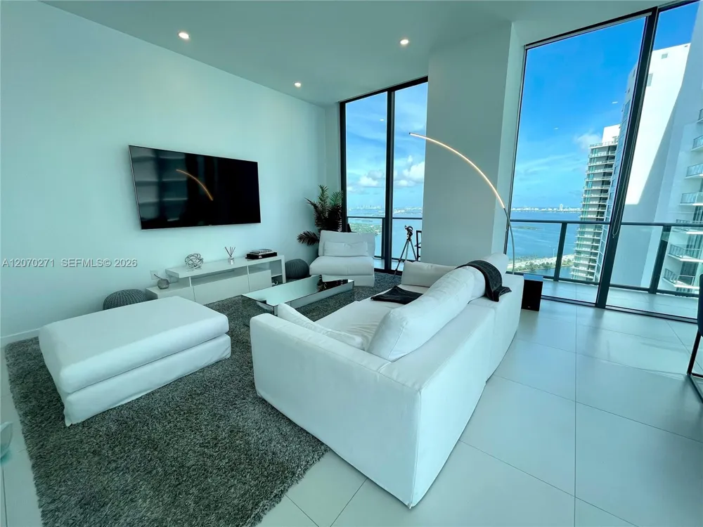 501 NE 31st St #PH4403 Miami, FL 33137