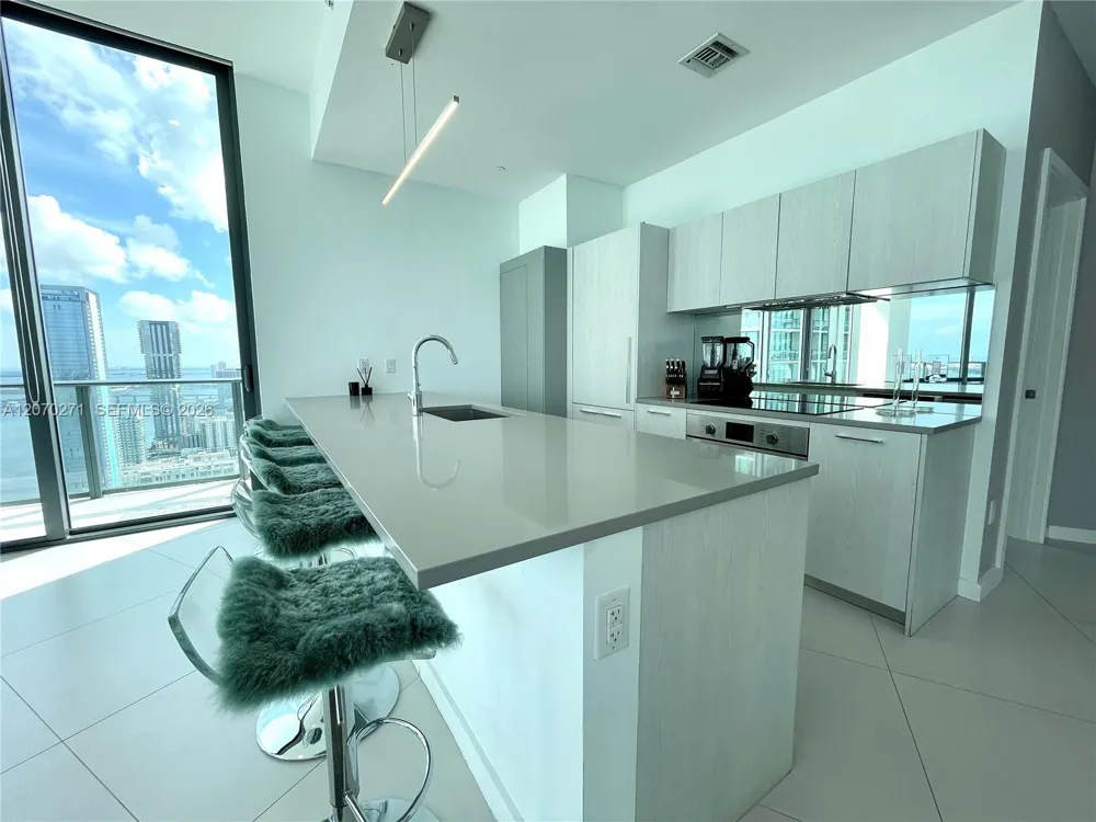 501 NE 31st St #PH4403 Miami, FL 33137