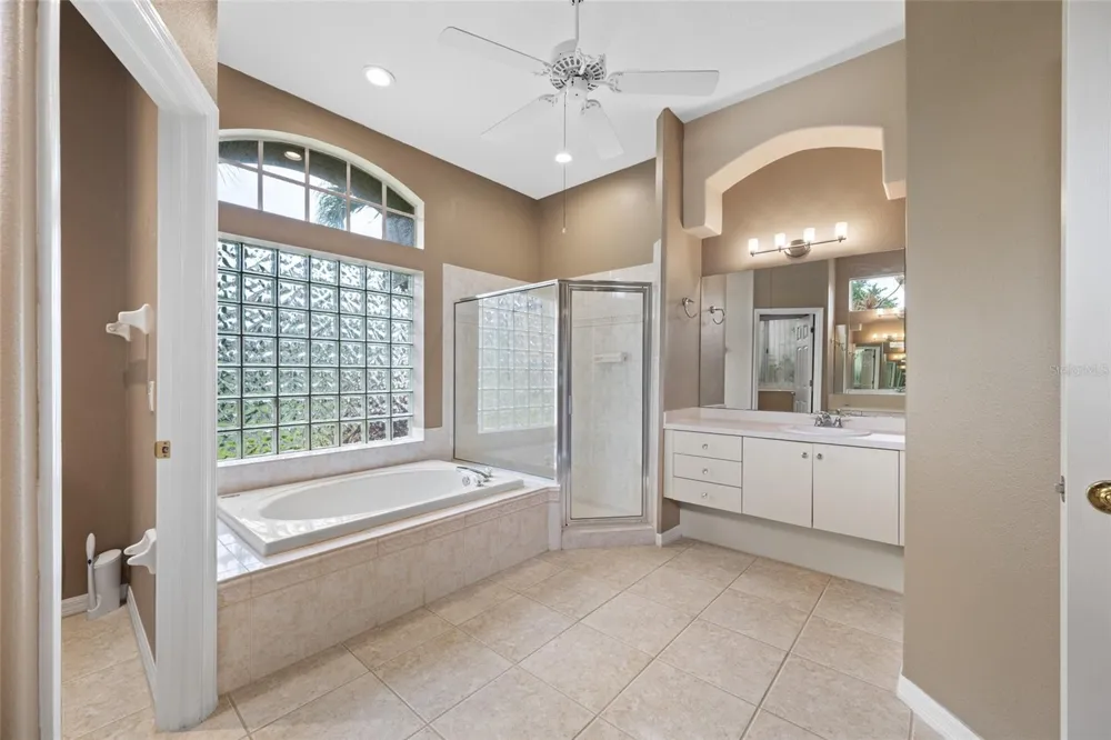 10675 PARK PLACE DRIVE Seminole, FL 33778
