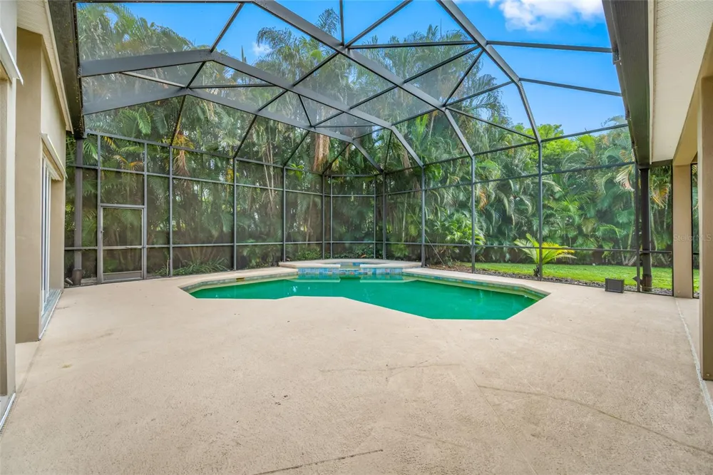 10675 PARK PLACE DRIVE Seminole, FL 33778