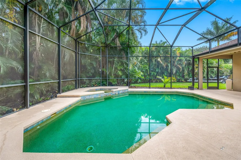 10675 PARK PLACE DRIVE Seminole, FL 33778