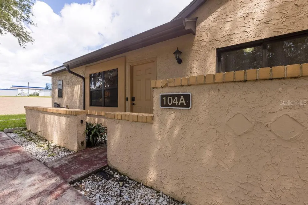 64 PINE TRACK #104A ocala, FL 34472
