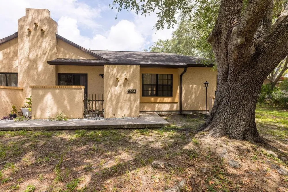 64 PINE TRACK #103A ocala, FL 34472