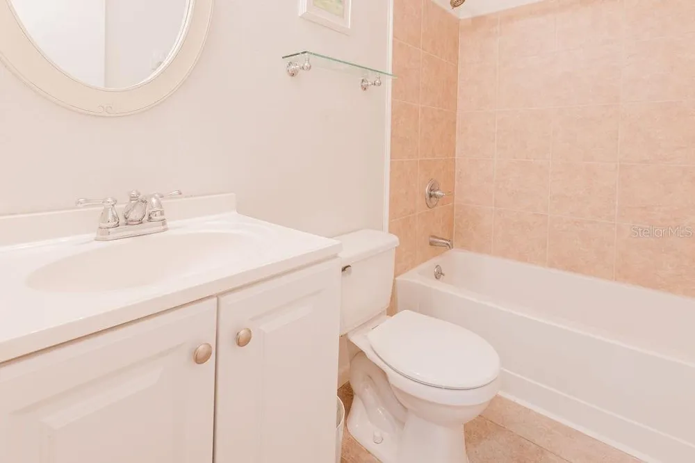 64 PINE TRACK #103A ocala, FL 34472